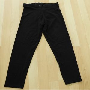Black Capri leggings